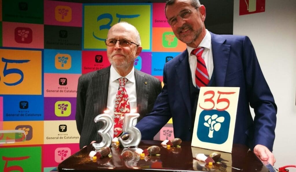 Celebramos 35 años de mutua confianza